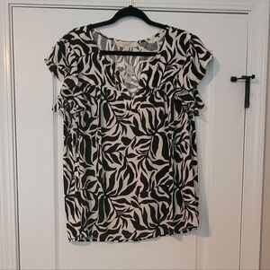 LOFT Black and White Ruffle Sleeve Printed Blouse